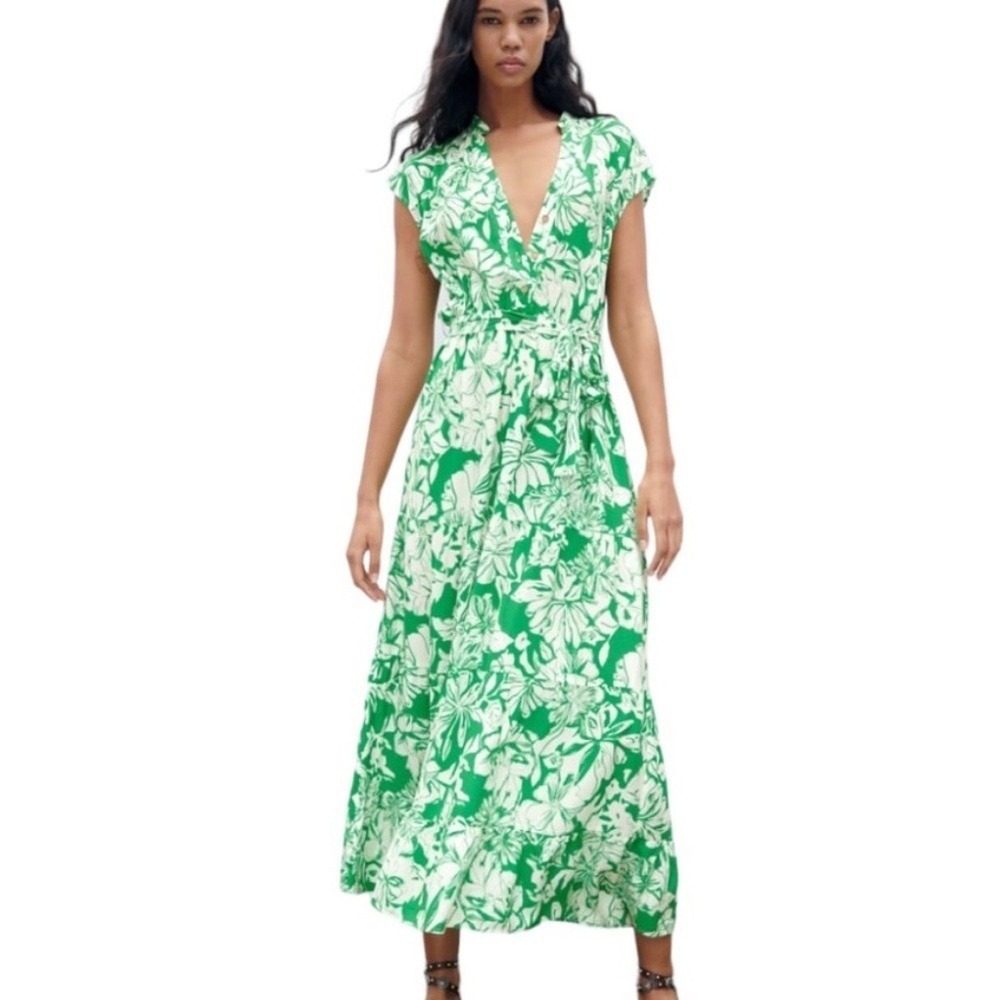 Zara Floral Printed Dress Green Ecru V-neck Round Collar Belted | Size‎ M